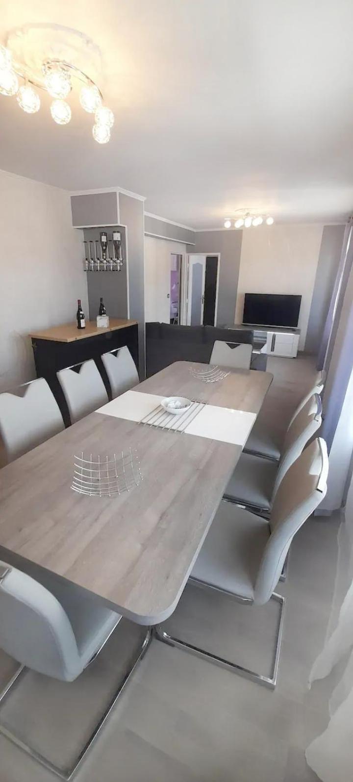דיז'ון L'Amicale : 80 M², 6 Prs, 3 Ch, Centre Ville מראה חיצוני תמונה